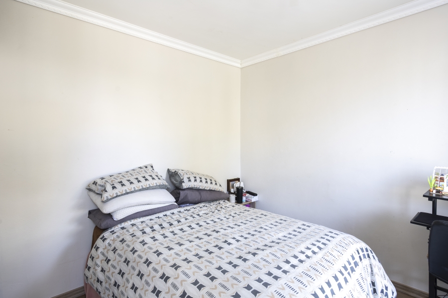 4 Bedroom Property for Sale in Steynsrust Western Cape